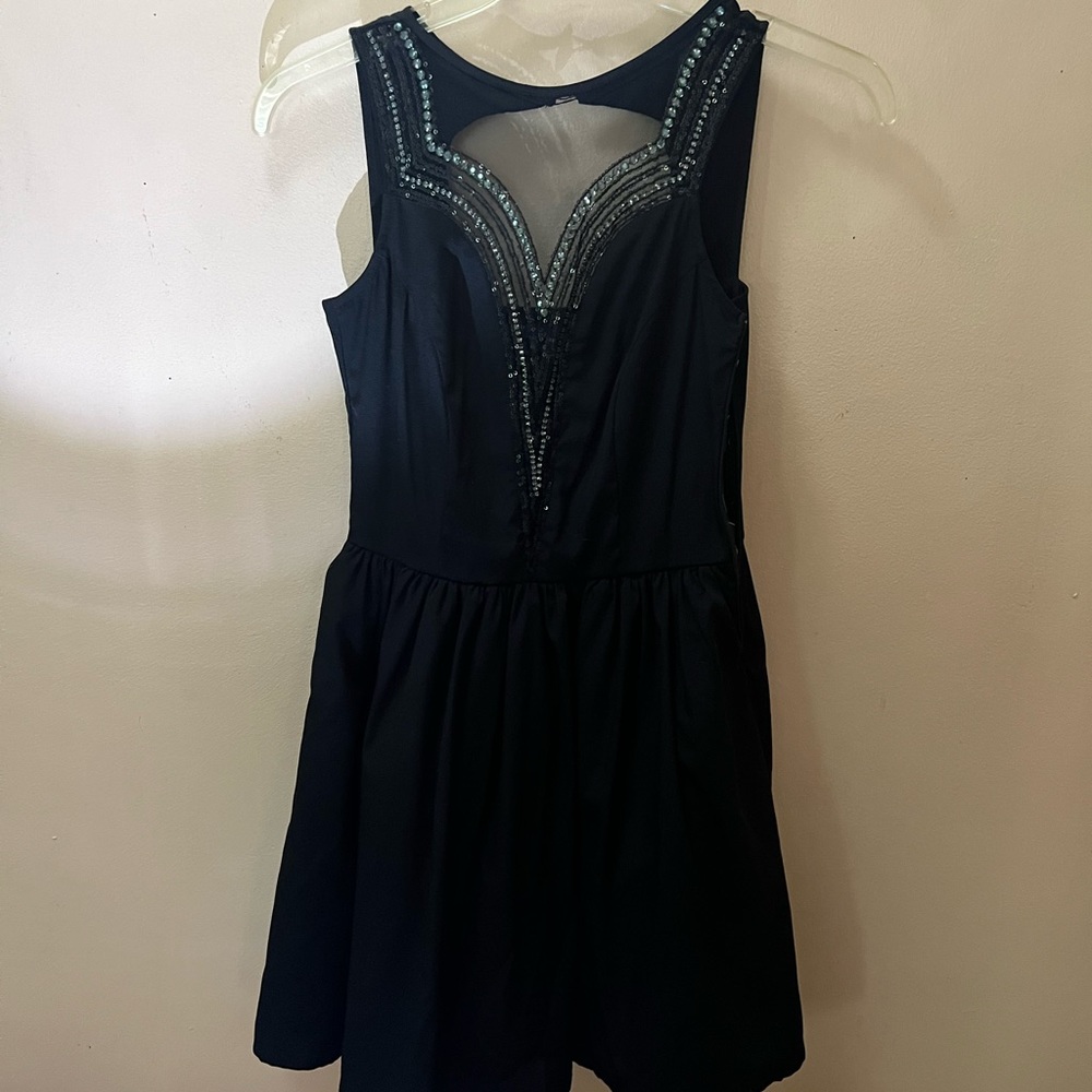 Woman’s black dress size S